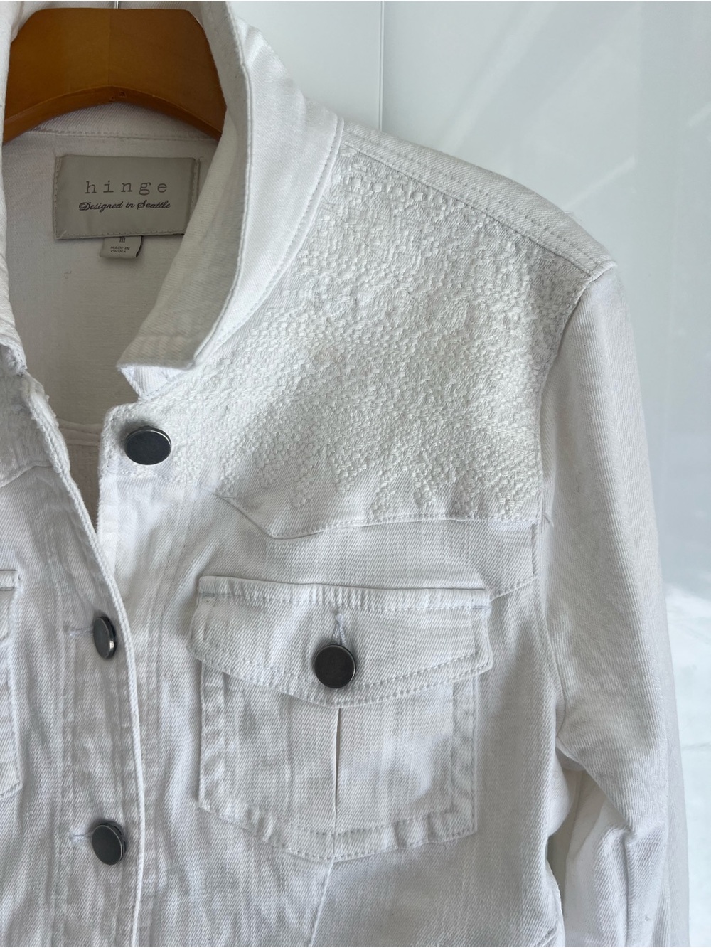 hinge White Textured-Yoke Denim Jacket